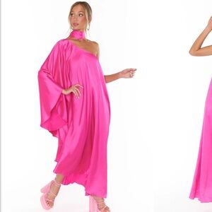 SHOW ME YOUR MUMU Rhea dress in hot pink, size XL. NWT. Sold out online.